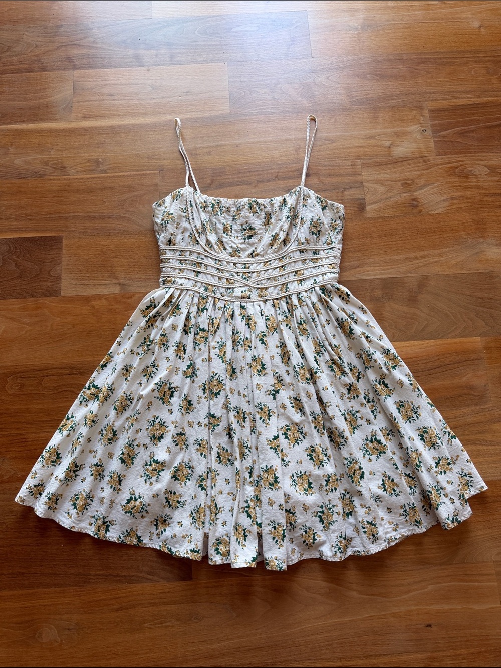 Women’s Cream Floral Spaghetti-Strap Dress